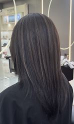-赤道 Hair Salon
