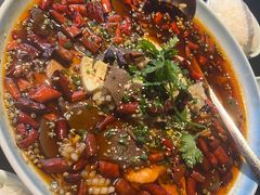 精品毛血旺-粉墨特色菜·烧烤音乐酒馆