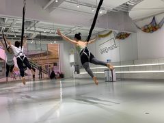 -Jumphai室内蹦极运动