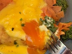 烟熏三文鱼班尼迪蛋-Money Shops(愚园路店)