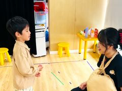-猴有戏教育戏剧·音乐剧·主持口才·演讲朗诵辩论(环球港华师大校区)