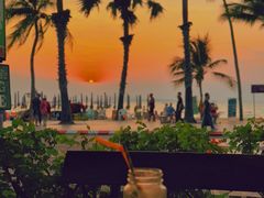 -Green Tree Rest. & Pub