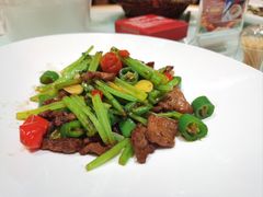 小炒黄牛肉-江南韵·无锡太湖文化体验餐厅(凤凰天街店)