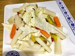 自制泡菜-铸钟褡裢火烧(西三环紫竹桥店)