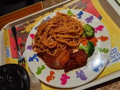 -蓝精灵乐园·世茂精灵之城主题乐园