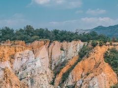 -彩色沙林风景区