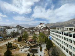 -平措康桑·和牛自助观景餐厅(布达拉宫店)