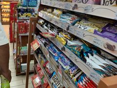 -全家便利店(东直门店)