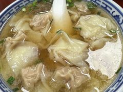 鲜肉小馄饨-古徽州馄饨店(宝安路店)