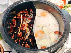 -九街淑芬掌中宝串串公司(内街文化创意园店)