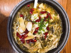 酸菜小鱼-渝是乎川渝小炒(新世界百货望京店)