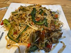 -牛八宝桂林米粉(八里庄店)