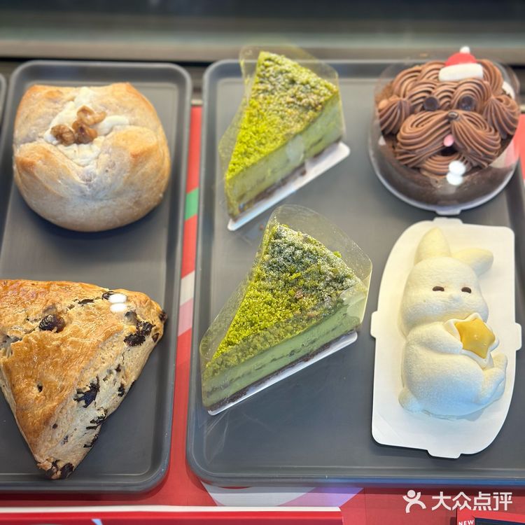 在星巴克感受圣诞氛围🎄