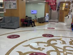 -雅悦齿科(顾村公园店)