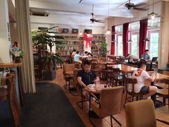 -雕刻时光咖啡馆(师大路店)