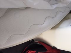 挺脏的，收拾的一点儿不干净的酒店-北京益田影人花园酒店