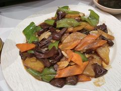 -红东阁东北菜烤肉酒馆(CROSS万象汇店)
