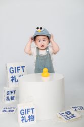 -小熊维尼高端孕婴摄影(清湖金銮店)