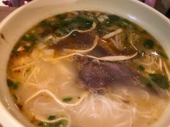 -熊大师牛羊粉(红谷凯旋店)