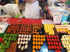 -席娜卡琳火车铁道夜市