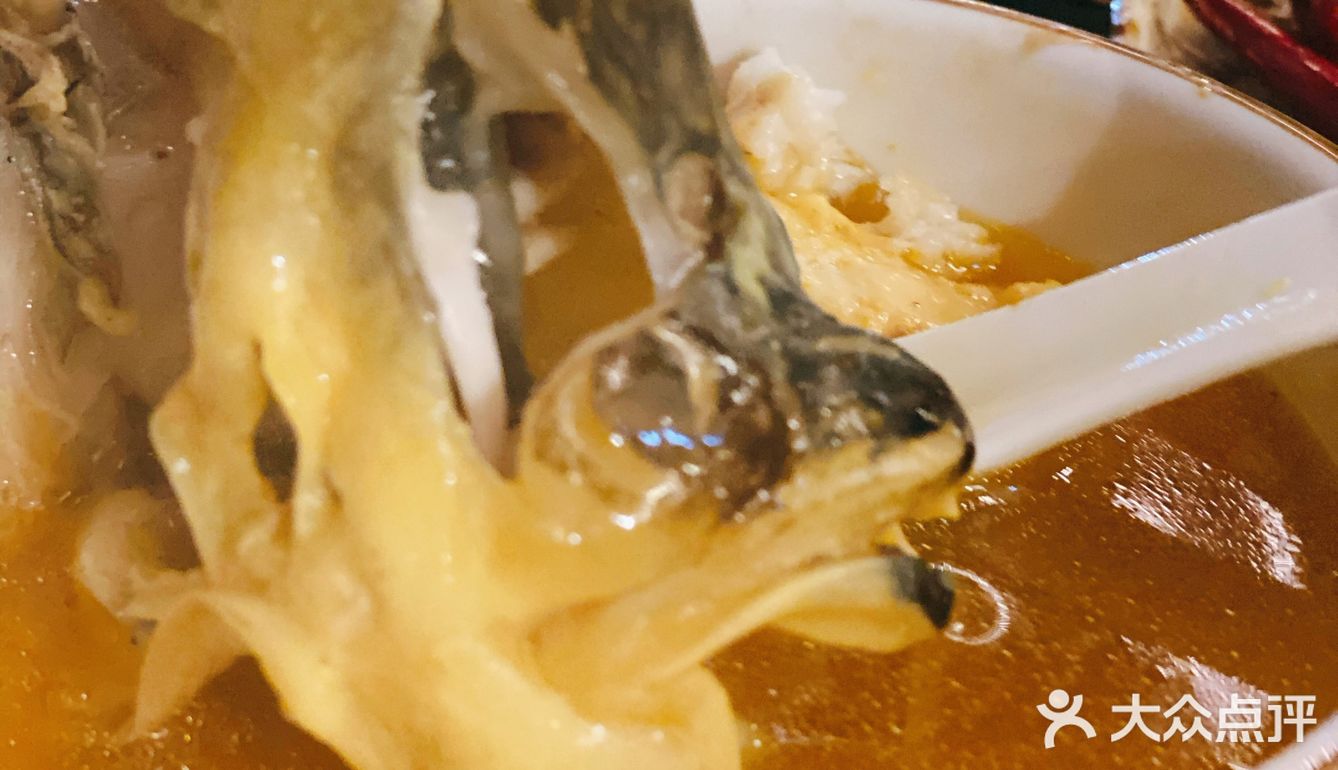 护城河边的晚餐