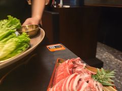 -铭牛烧肉·和牛海鲜自助(高新月牙湖店)