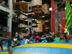 -蒙特利亲子乐园