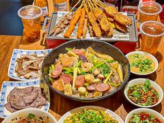 -万记麻辣烫国展总店
