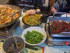 -昱龙大盆牛蛙馆(三兴街总店)
