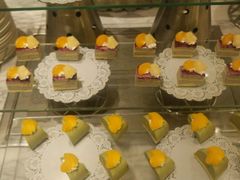 -城市名人酒店-喝彩西餐厅(名人城市广场店)