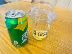 -乐凯撒披萨(汇港购物中心店)