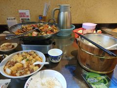 -富正毅三下锅·湘西韵味(天门山索道店)