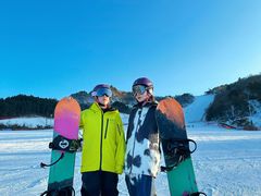 -辽阳弓长岭温泉滑雪场