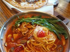 牛肉辣油意面-I HOLIC艾豪丽披萨(KKone店)
