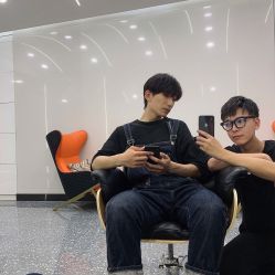 -DL HAIR SALON