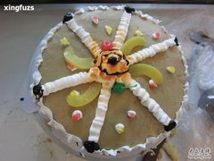 正面的成品-爱之婚礼蛋糕(建外SOHO西区店)