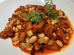 宫爆鸡丁-北平楼·烤鸭·北京菜(牡丹园店)