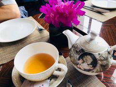 红茶-YUE·6·西式融合餐厅(外滩六号店)