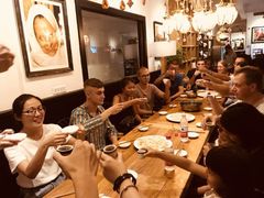 -拖板鞋咖啡旅行酒店(春熙路地铁站店)