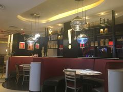 -必胜客(武汉欢乐谷店)