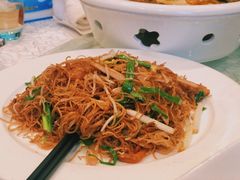 新加坡炒米粉-亢龙太子酒轩(东湖店)