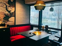 -铭牛烧肉·和牛海鲜自助(高新月牙湖店)