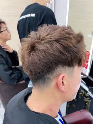 -朗峰专业美发沙龙