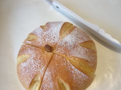 芝士南瓜包-味多美蛋糕(看丹桥店)