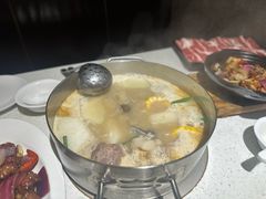 -肥仔文澳门猪骨煲(南京西路店)