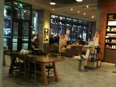 -星巴克(济宁万达广场店)