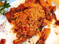 -临界音乐酒馆·小龙虾·江湖菜(华熙LIVE·鱼洞店)