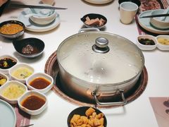 -洪氏嗨捞·猪肚鸡火锅(阳光天地店)