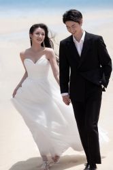 点击看大图 -挪娅婚纱摄影皇家会所