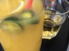 -臻鲜燕海鲜融合餐厅(金陵style店)